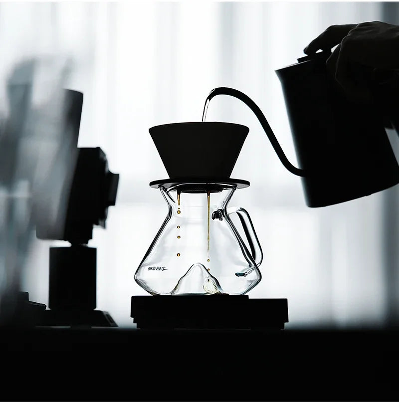 MHW-3BOMBER Hill Coffee Server Guide Extraction Pour Over Coffee Server Ergonomic Handle High-Borosilicate Glass For Barista
