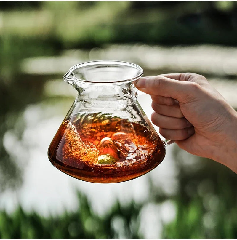 MHW-3BOMBER Hill Coffee Server Guide Extraction Pour Over Coffee Server Ergonomic Handle High-Borosilicate Glass For Barista