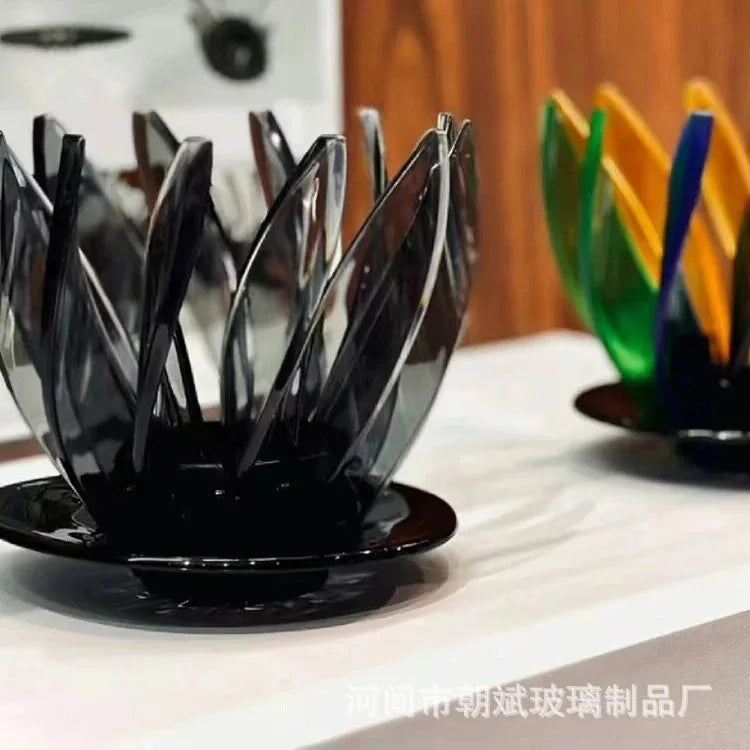 Water Lily Drip Coffee Filter - Removable and Replaceable Resin Lotus Petal Pour Over Coffee Brewer