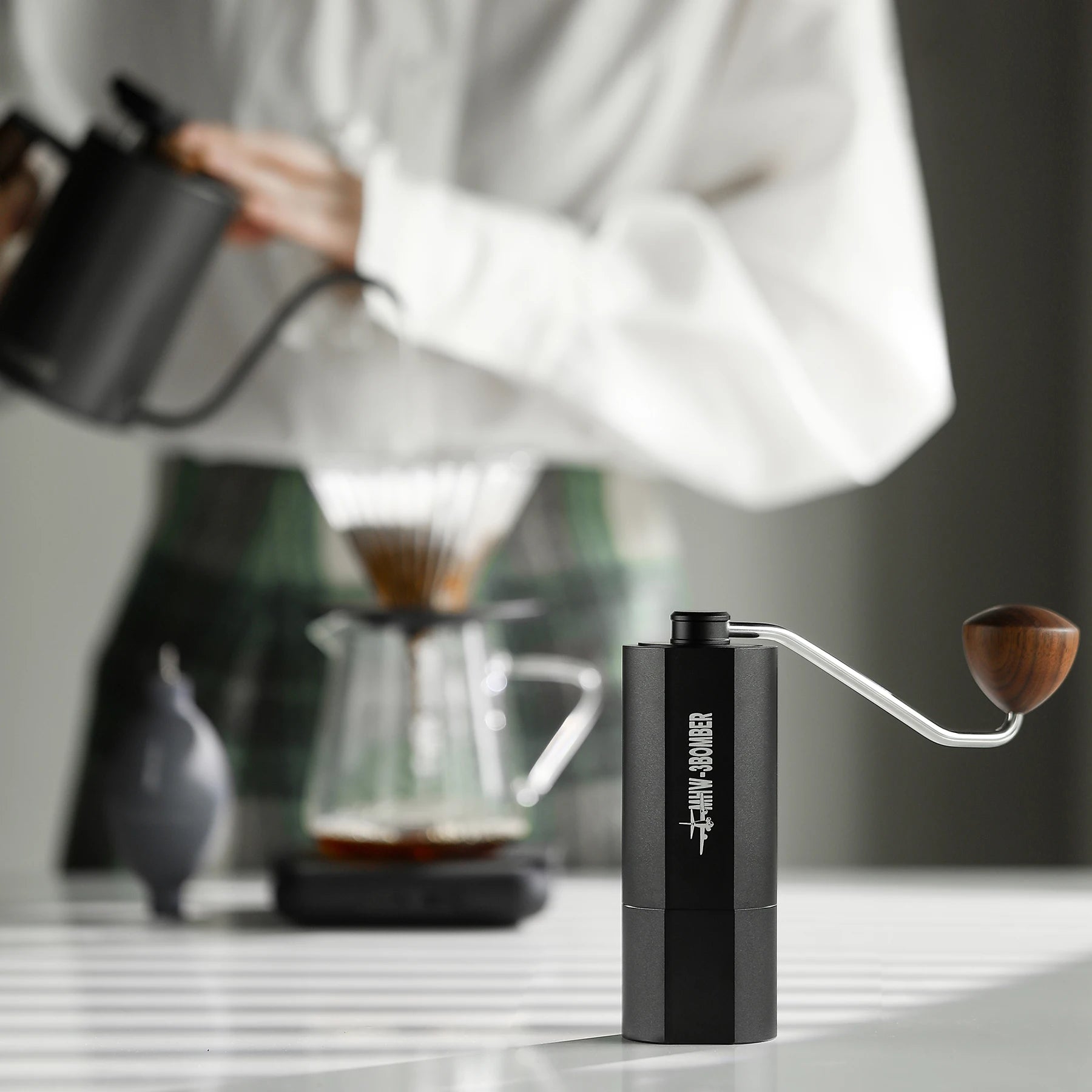 MHW-3BOMBER 38mm Manual Coffee Grinder Magnetic 7 Core Stainless Steel Burr 24 Adjustable Settings Home Barista Accessories